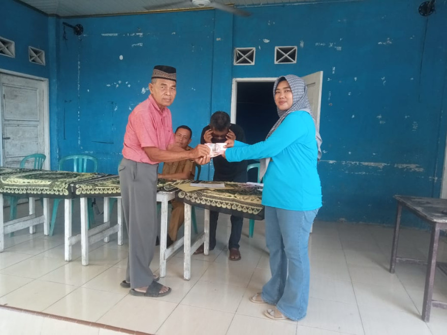Bantuan Lansung Tunai kembali disalurkan oleh Pemerintah Desa Taba Mutung 